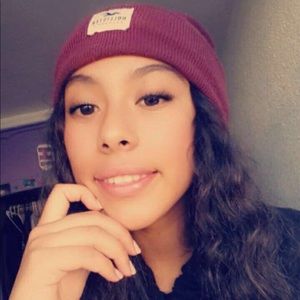 Meet your Posher, Noelia